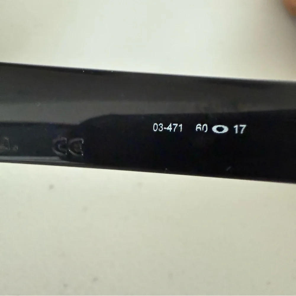 OAKLEY GASCAN Sunglasses Polished Black with Grey Lens 60mm 03-471 Includes Case